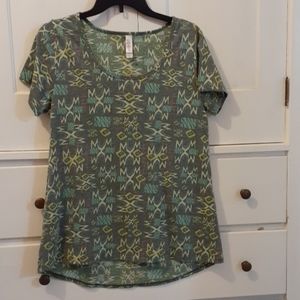 Lularoe classic tee